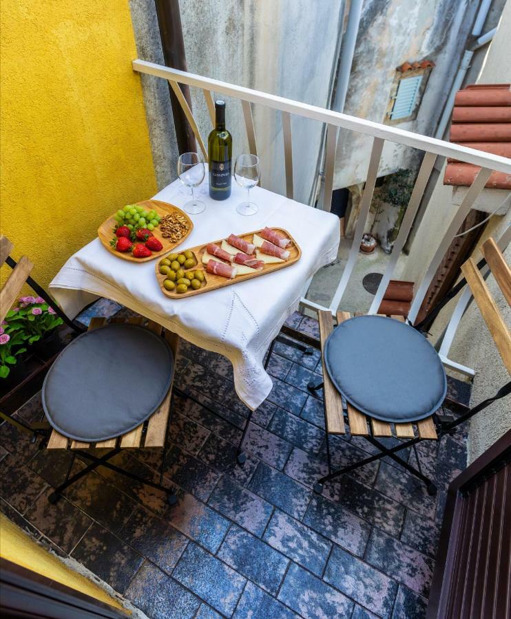 Apartman Valdi 巴斯卡 外观 照片