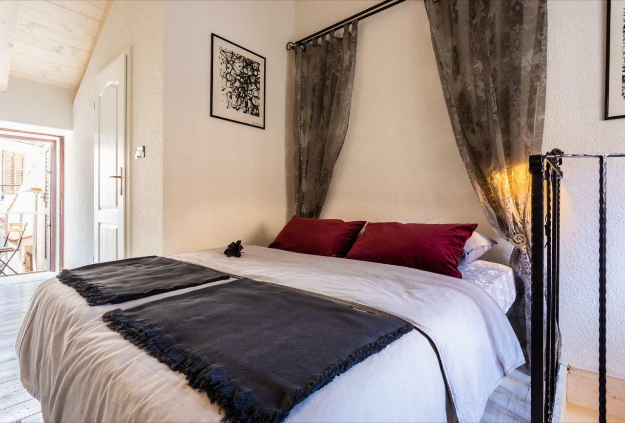 Apartman Valdi 巴斯卡 外观 照片
