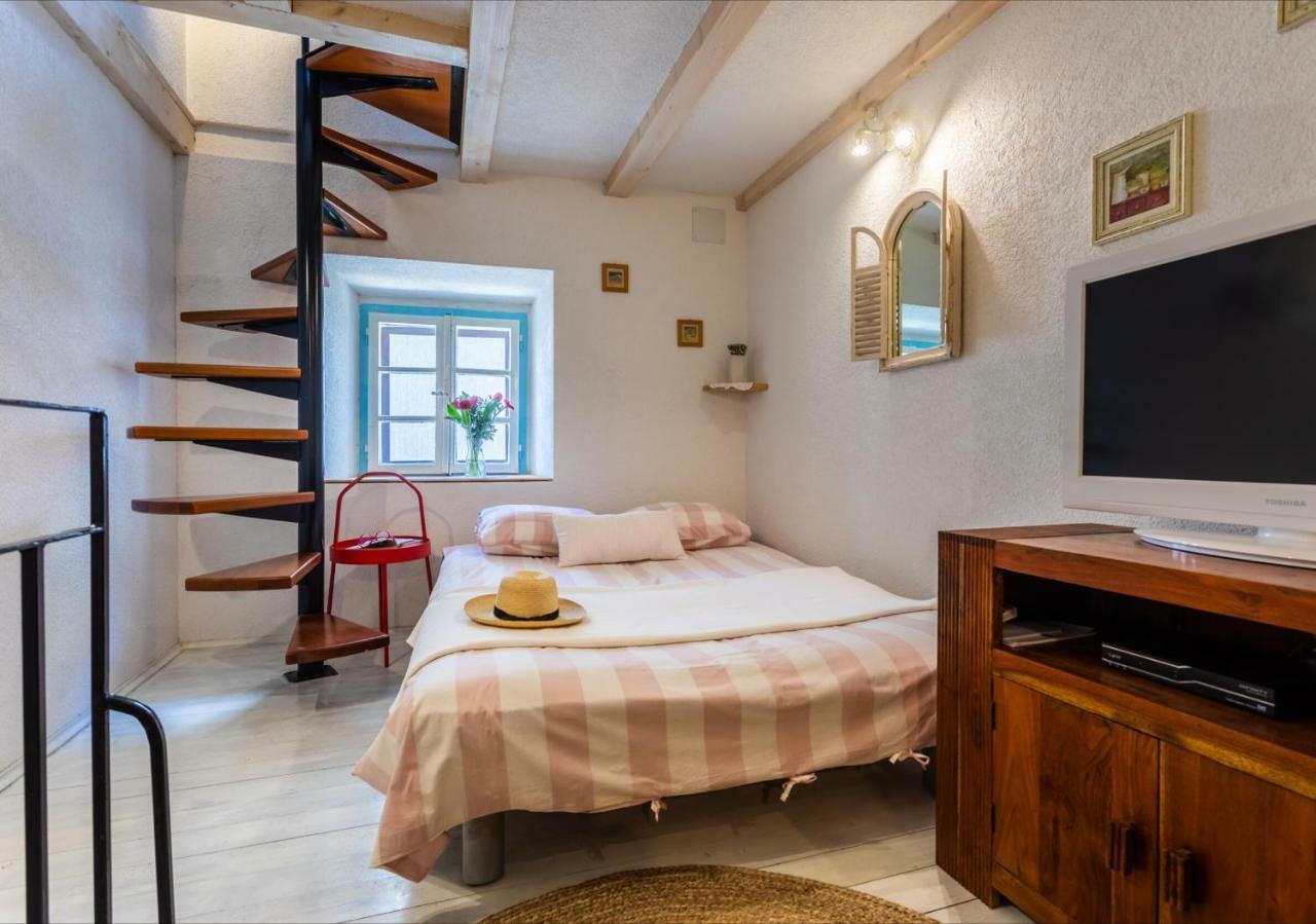 Apartman Valdi 巴斯卡 外观 照片
